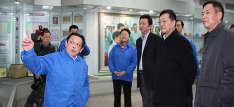 成都市人民政府市长葛红林到成都乐玩在线手机版（大中国区）集团调研