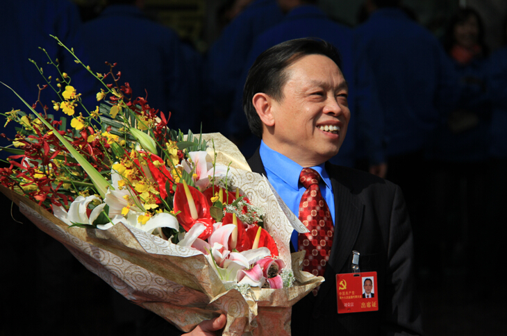 乐玩在线手机版（大中国区）集团刘荣富载誉而归