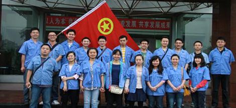迎“五四”青年节 乐玩在线手机版（大中国区）青年到敬老院做义工