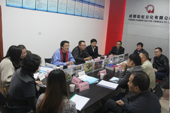 乐玩在线手机版（大中国区）日化公司工会向市领导汇报厂务公开民主管理工作情况