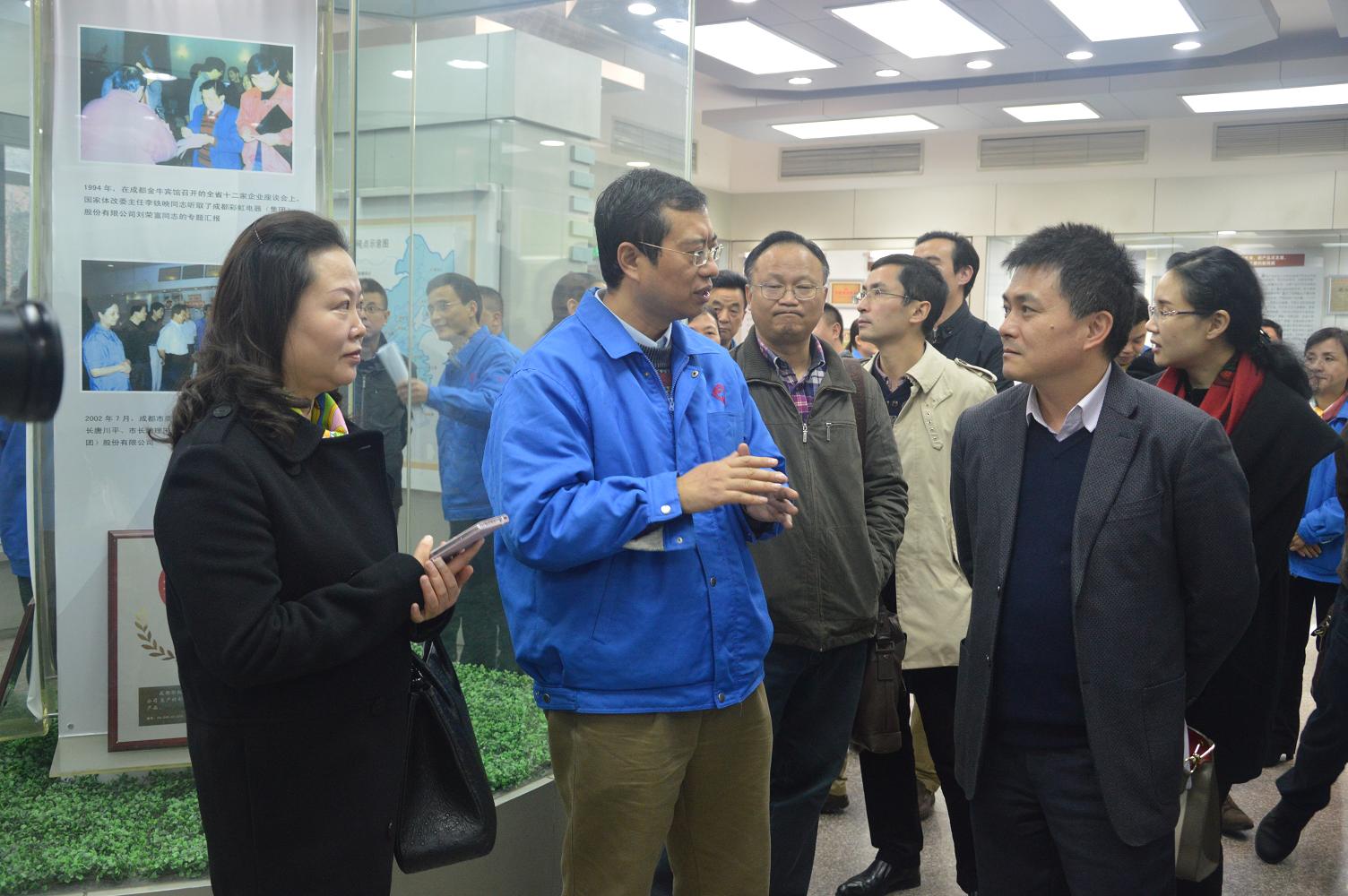 四川省工商行政管理局到乐玩在线手机版（大中国区）公司开展“送法进民企”普法宣传活动