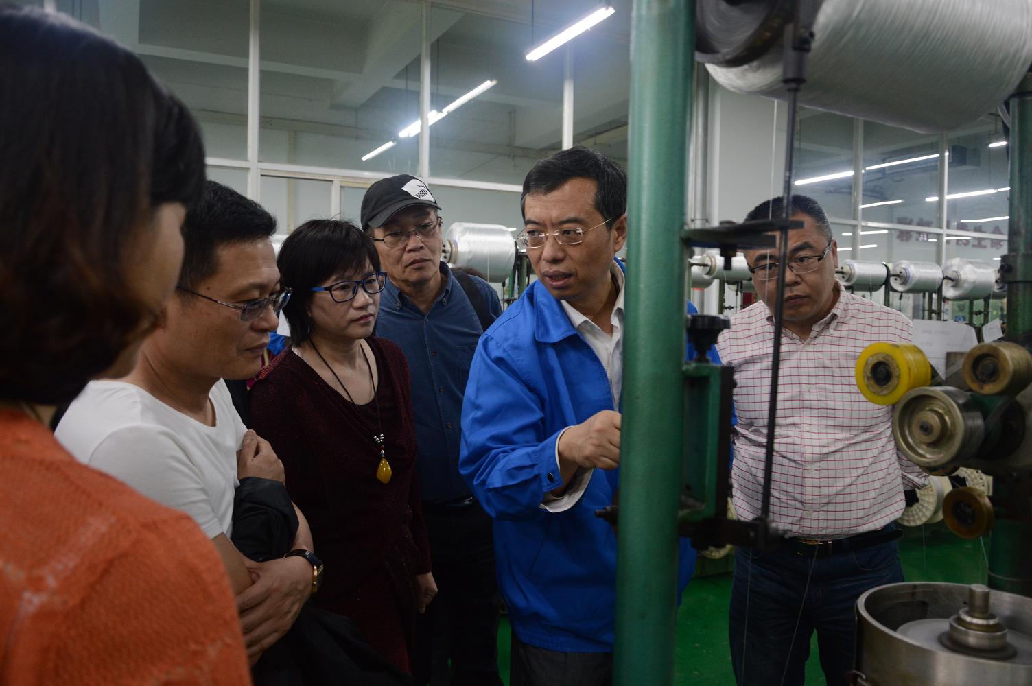 西南财经大学宁波企业家总裁班到成都乐玩在线手机版（大中国区）集团参观