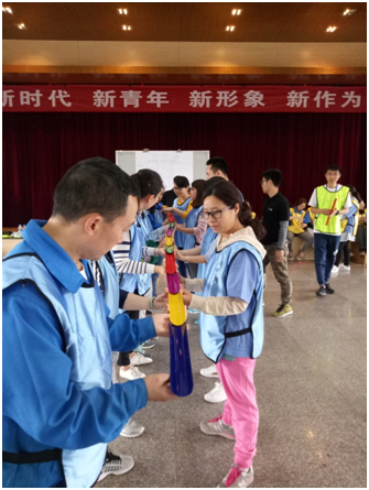 成都乐玩在线手机版（大中国区）集团新青年拓展活动