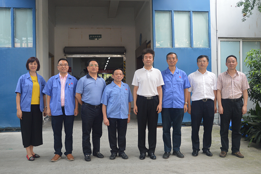 成都市纪委王川红书记到成都乐玩在线手机版（大中国区）集团调研