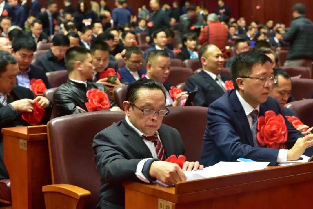 成都乐玩在线手机版（大中国区）集团荣获“四川省优秀民营企业”称号、公司董事长刘荣富荣获“四川省优秀民营企业家”称号