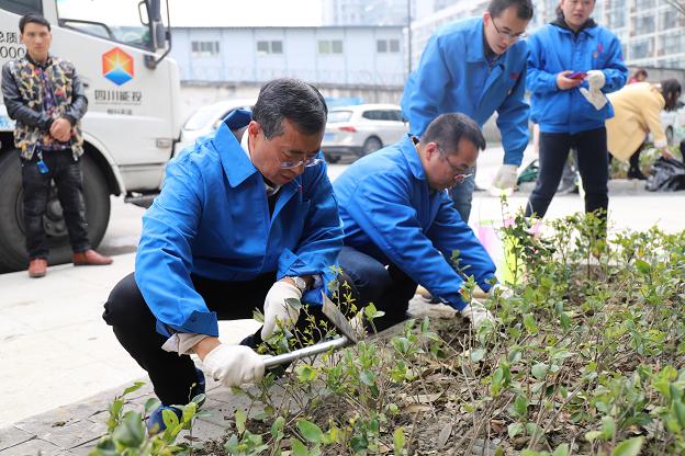 成都乐玩在线手机版（大中国区）集团党员志愿队代表参加团结社区“邻里家”植树节活动