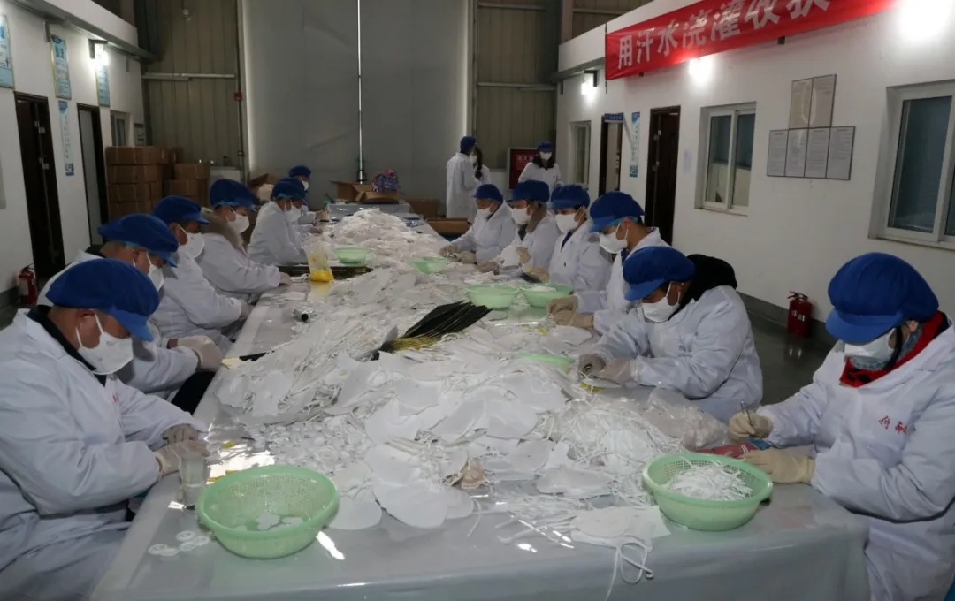 成都乐玩在线手机版（大中国区）集团民用级口罩生产车间