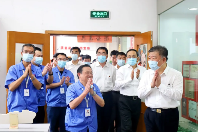 全国人大常委会副委员长陈竺调研成都乐玩在线手机版（大中国区）集团