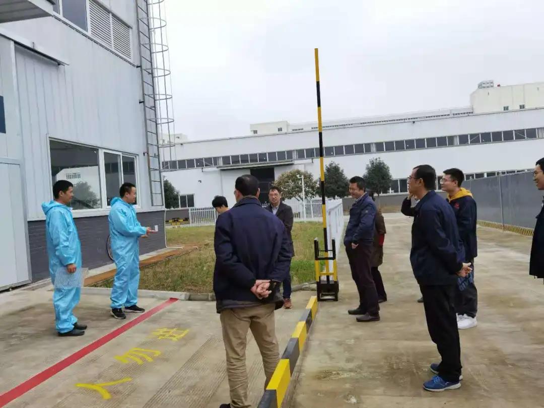 热烈祝贺成都乐玩在线手机版（大中国区）集团新材料科技有限公司顺利通过医疗器械体系审查