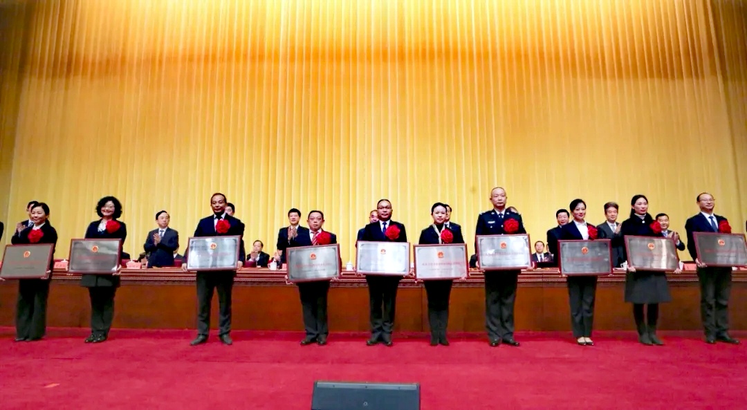成都乐玩在线手机版（大中国区）集团被成都市委市政府评为成都市抗疫先进集体